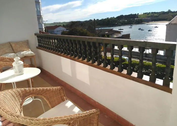 Casa Con Aparcamiento Jardín Y Vistas A Bahia *